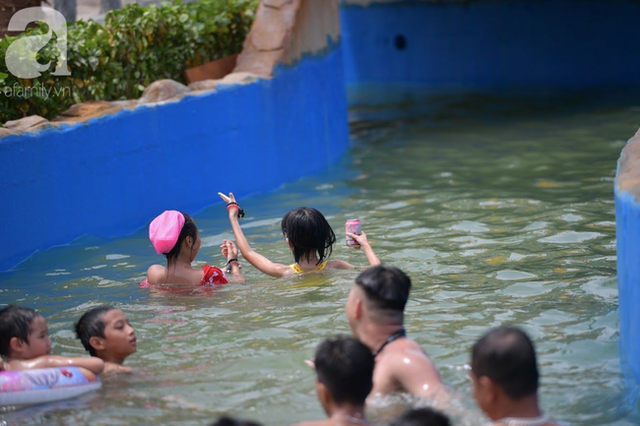 Công viên nước Thanh Hà lại treo biển tạm dừng hoạt động sau vụ bé trai 6 tuổi chết đuối - Ảnh 8.