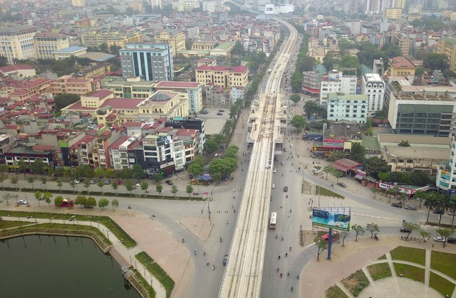 Mục sở thị tuyến đường sắt đô thị Nhổn - ga Hà Nội chậm tiến độ 2 năm - Ảnh 1.