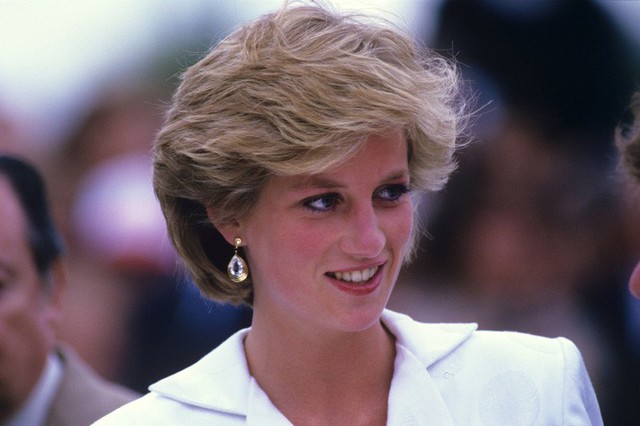 Ca ngợi nhan sắc của Công nương Diana, ít ai biết vẻ đẹp chuẩn mực ấy đến từ 5 điều vô cùng đơn giản - Ảnh 1.