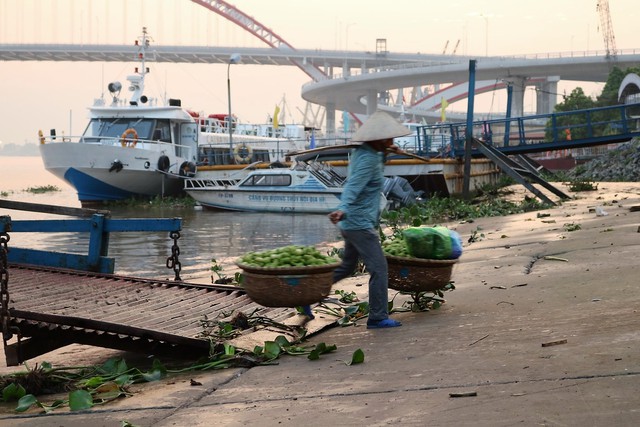 Hình ảnh bến phà Bính Hải Phòng 2 ngày cuối cùng trước khi sẽ trở thành ký ức của chúng ta! - Ảnh 7.