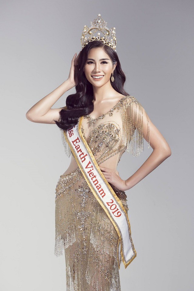 Á hậu Hoàng Hạnh chính thức đại diện Việt Nam thi Hoa hậu Trái Đất 2019 - Ảnh 8.