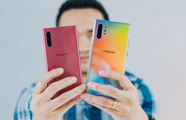 4 lựa chọn smartphone sáng giá cuối 2019  - Ảnh 1.