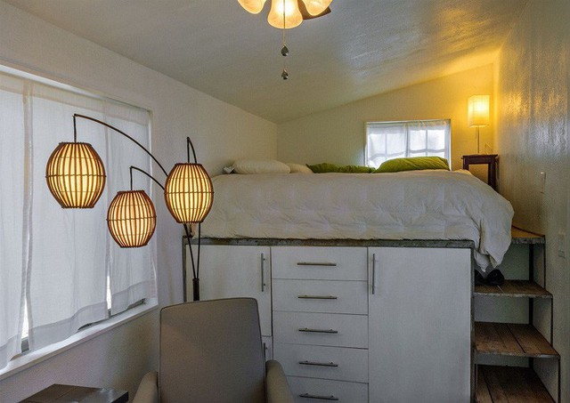 14 thiết kế phòng ngủ nhỏ đặc biệt ấn tượng với những giải pháp bố trí siêu thông minh  - Ảnh 1.
