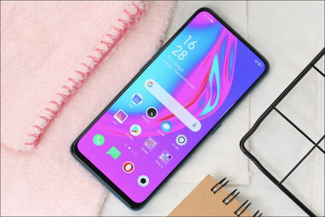 Chân dung 10 smartphone bán chạy nhất tại Việt Nam - Ảnh 6.