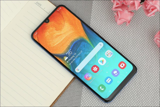 Chân dung 10 smartphone bán chạy nhất tại Việt Nam - Ảnh 7.