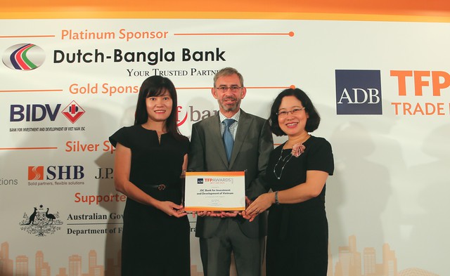 BIDV nhận giải thưởng “Best SME Deal” của ADB - Ảnh 1.