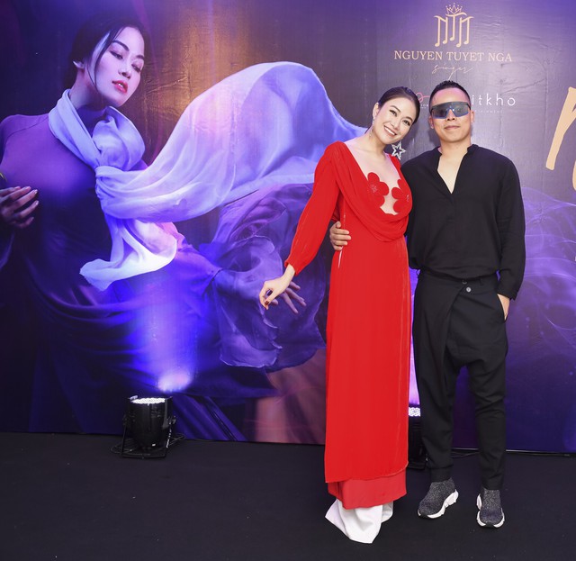 Ca sĩ Đinh Hiền Anh, ông bầu Vũ Khắc Tiệp chúc mừng Tuyết Nga ra mắt MV mới - Ảnh 5.