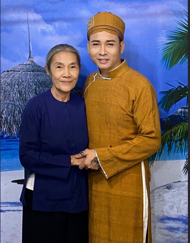 Ca sĩ Linh Nguyễn mời diễn viên “Tiếng sét trong mưa” làm MV xuân - Ảnh 1.