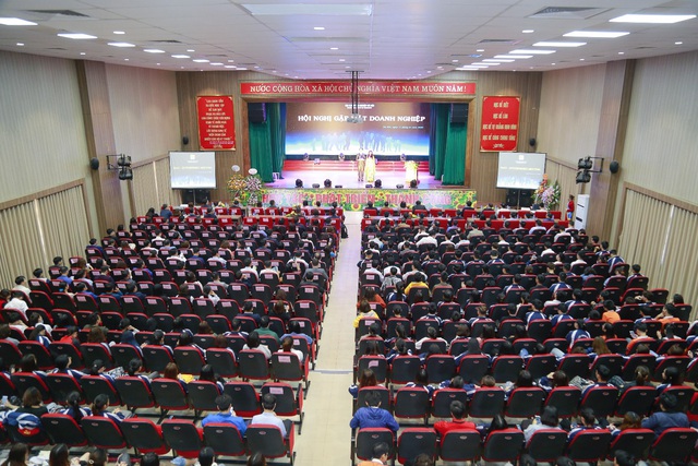 Đại học Công nghiệp Hà Nội tổ chức Hội nghị tổng kết và gặp mặt hơn 100 doanh nghiệp - Ảnh 1.