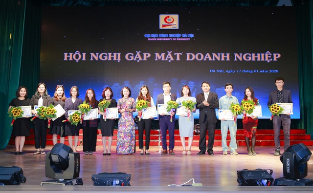 Đại học Công nghiệp Hà Nội tổ chức Hội nghị tổng kết và gặp mặt hơn 100 doanh nghiệp - Ảnh 12.