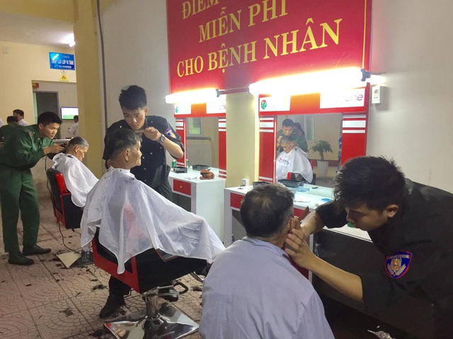 Salon tóc đặc biệt ở Hà Tĩnh - Ảnh 1.