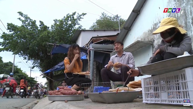 Anh Ba Khía - tập 17: Cặp đôi Lương Thế Thành và Lê Bê La lộ cảnh tắm sông ướt át đốt mắt người xem - Ảnh 4.