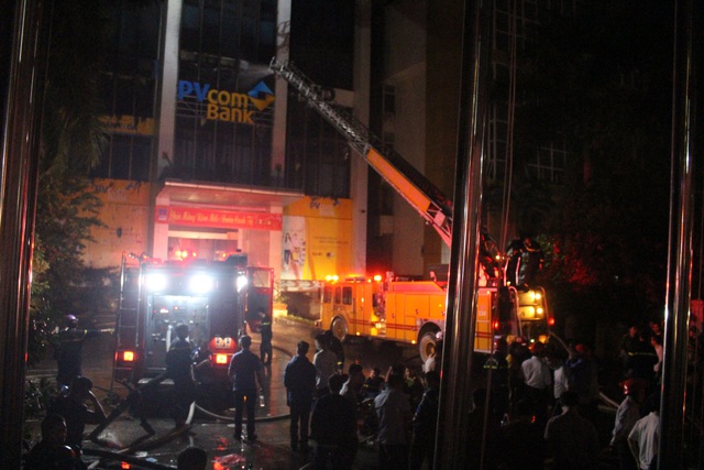 Hiện trường vụ cháy kinh hoàng tại tòa nhà Dầu khí khiến 9 người thương vong - Ảnh 2.