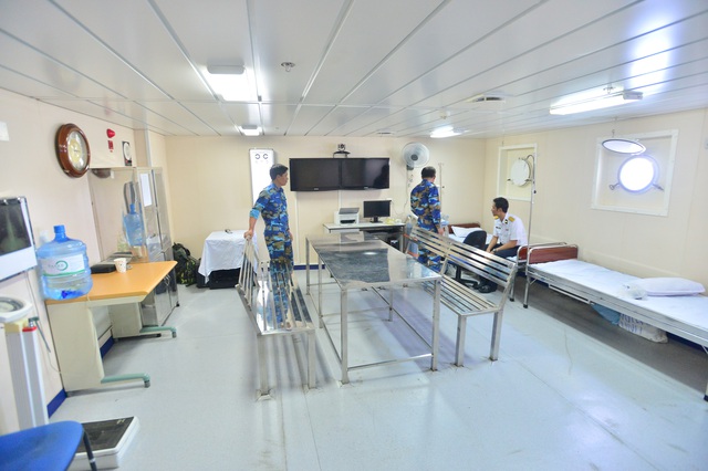 Cận cảnh bệnh viện trên biển hiện đại nhất Việt Nam - Ảnh 15.
