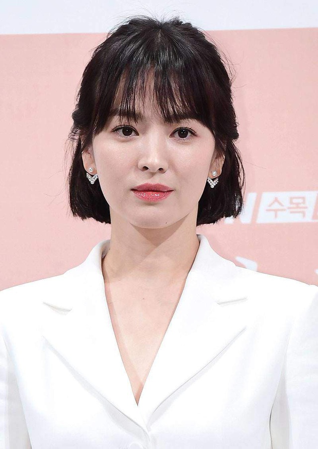 Giữa lúc chồng cũ Song Joong Ki vướng nghi vấn tìm gái mua vui cùng Jang Dong Gun, Song Hye Kyo đã có phản ứng này - Ảnh 2.