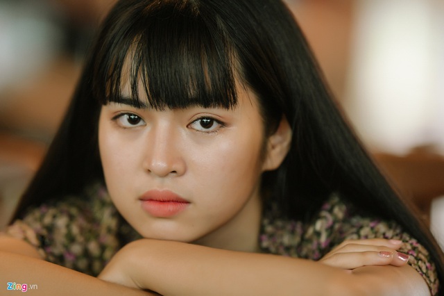 Tr&agrave; Long Mắt biếc mặc &aacute;o d&agrave;i khoe nhan sắc ng&agrave;y cận Tết - Ảnh 15.