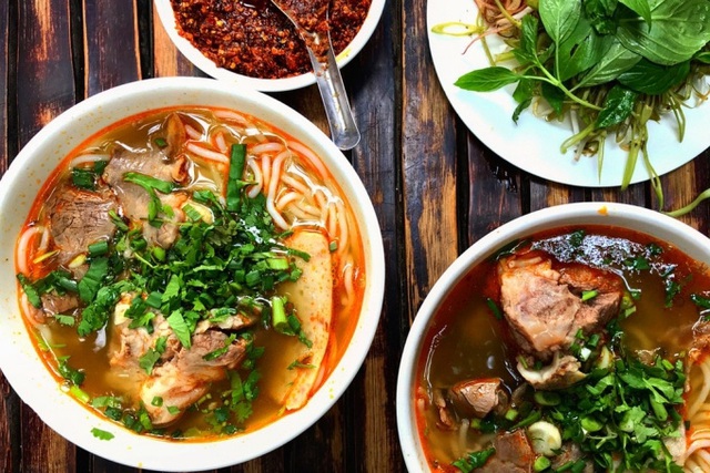 7 quán ăn mở xuyên Tết ở Sài Gòn - Ảnh 7.