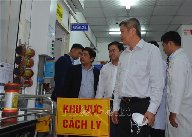  Thứ trưởng Bộ Y tế kiểm tra công tác phòng, chống dịch bệnh do virus Corona tại Đà Nẵng  - Ảnh 2.