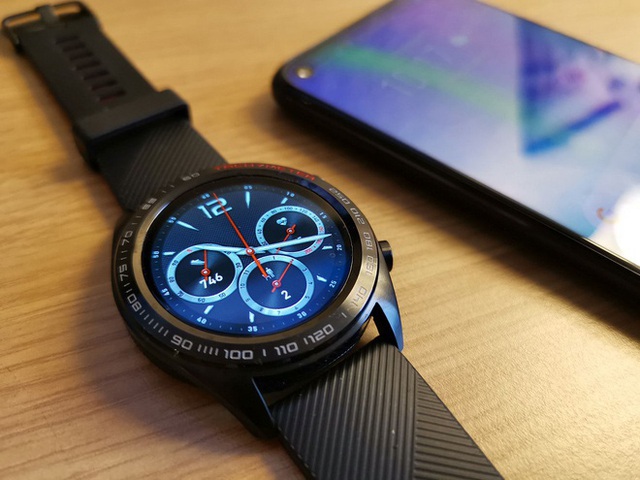 Loạt smartwatch đáng chú ý giá dưới 3 triệu tại Việt Nam - Ảnh 4.