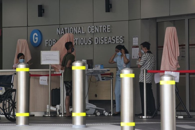 13 ca dương tính virus corona, Singapore cho người từng đến Trung Quốc nghỉ 14 ngày - Ảnh 2.