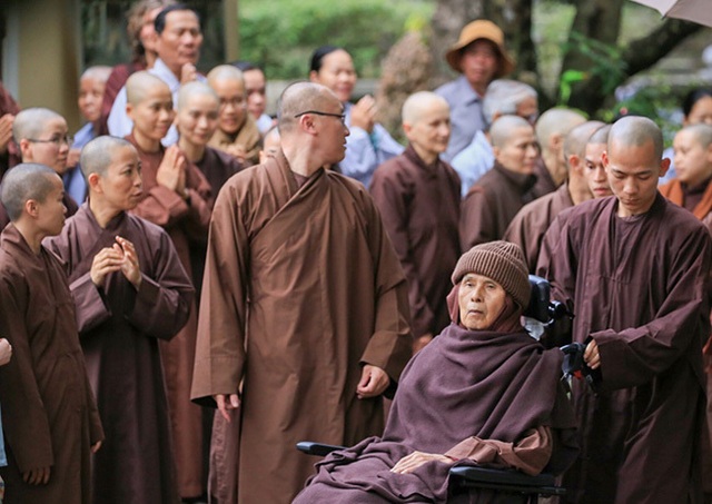 Thiền sư Thích Nhất Hạnh trở lại Huế  - Ảnh 2.