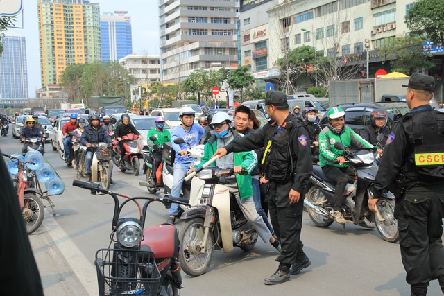 Tết Nguyên đán cận kề, dân nhậu lo lắng mất “cả chì lẫn chài” với mức phạt về nồng độ cồn mới - Ảnh 1.