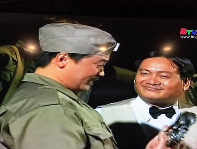 Ông trùm Trần Đức kỷ niệm Giải phóng thủ đô với loạt ảnh hoài niệm trong vở kịch Lưu Quang Vũ - Ảnh 6.