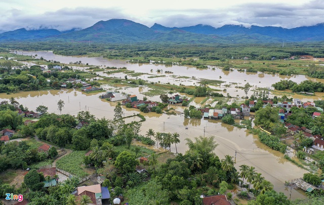 Lũ tràn vào nhanh quá, vợ chồng tôi trở tay không kịp - Ảnh 2.