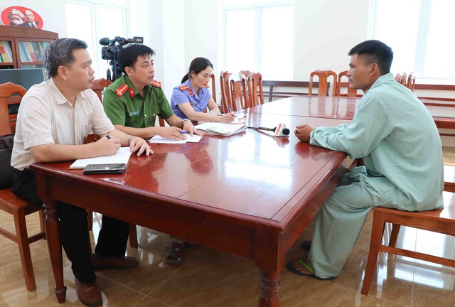 Yên Bái: Xác định nguyên nhân vụ nam thanh niên bị đâm chết, bỏ xác ven quốc lộ 32 - Ảnh 1.