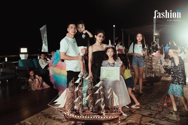 Mãn nhãn với sự trình làng của Summer Beach Fashion Show 2020 - Ảnh 6.