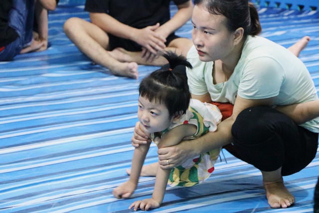 Gian nan hành trình tìm lại đôi chân cho trẻ em khuyết tật, chậm khả năng vận động của người võ sư Aikido - Ảnh 10.