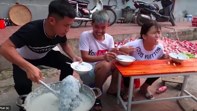 Đã đến lúc phải “tỉnh táo” trước những kênh YouTube nhảm nhí như “Hưng Vlog”, “NTN Vlog”... - Ảnh 2.