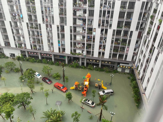 Hai ngày mưa lớn, TP Hà Tĩnh thất thủ - Ảnh 5.