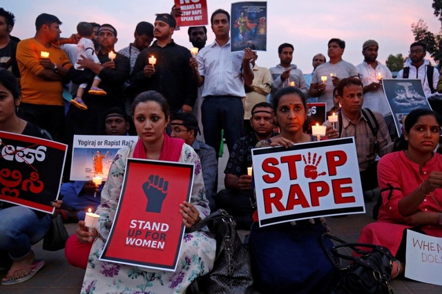 Thêm một phụ nữ bị cưỡng bức tập thể đến chết ở Ấn Độ - Ảnh 2.