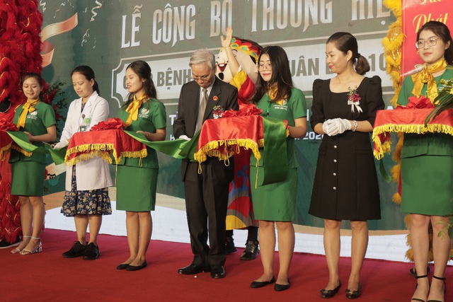  Khai trương CTCP Bệnh viện YHCT tư nhân đầu tiên tại Việt Nam - Ảnh 1.