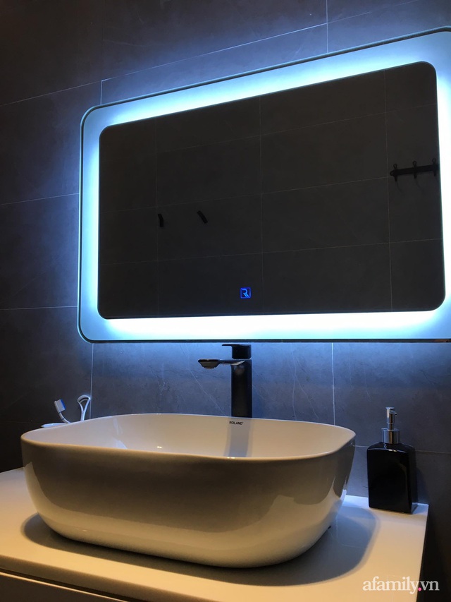 Phòng tắm nhỏ được chăm chút tỉ mẩn với chi phí đẹp “bất ngờ” của vợ chồng trẻ ở Vũng Tàu - Ảnh 11.