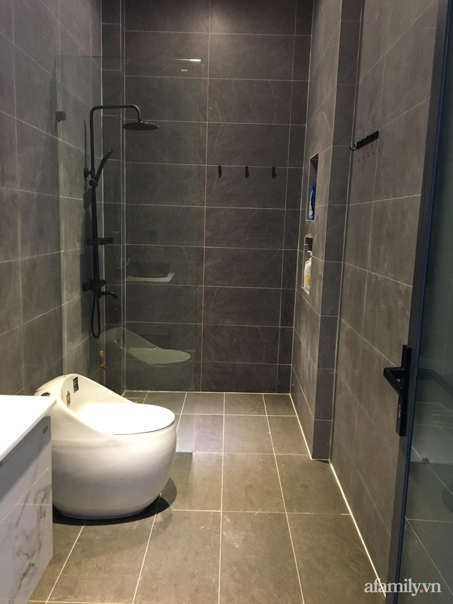 Phòng tắm nhỏ được chăm chút tỉ mẩn với chi phí đẹp “bất ngờ” của vợ chồng trẻ ở Vũng Tàu - Ảnh 24.