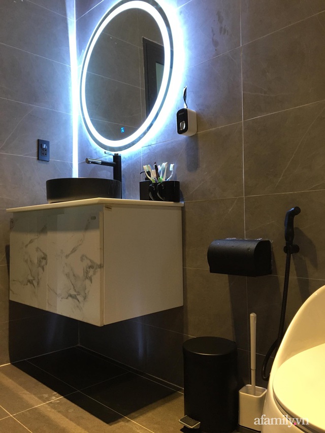 Phòng tắm nhỏ được chăm chút tỉ mẩn với chi phí đẹp “bất ngờ” của vợ chồng trẻ ở Vũng Tàu - Ảnh 25.