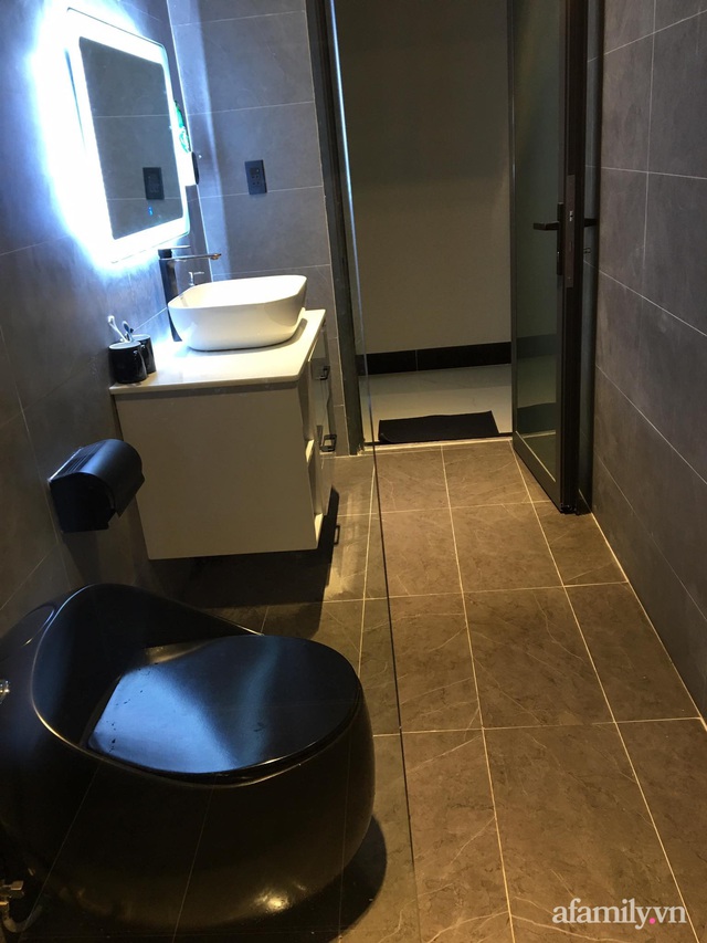 Phòng tắm nhỏ được chăm chút tỉ mẩn với chi phí đẹp “bất ngờ” của vợ chồng trẻ ở Vũng Tàu - Ảnh 6.