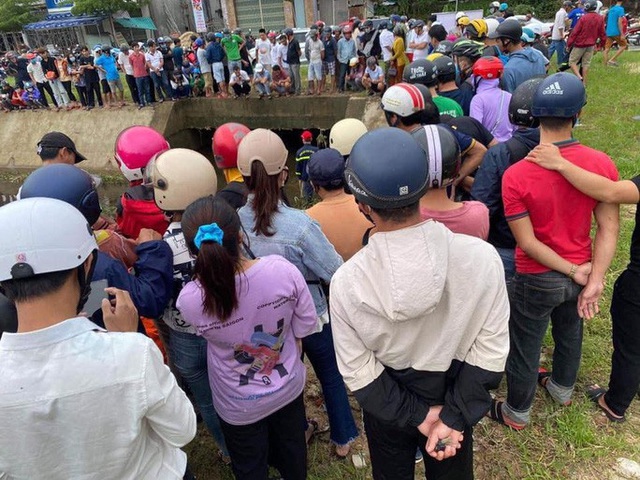  Tìm được xác người phụ nữ mất tích lúc đi qua cống ở Quảng Nam  - Ảnh 1.