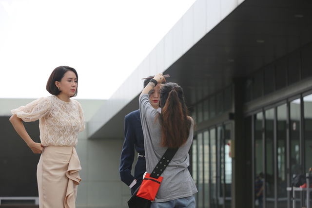 Hồng Diễm nóng mặt vì Quỳnh Kool vênh váo trong phim mới - Ảnh 10.