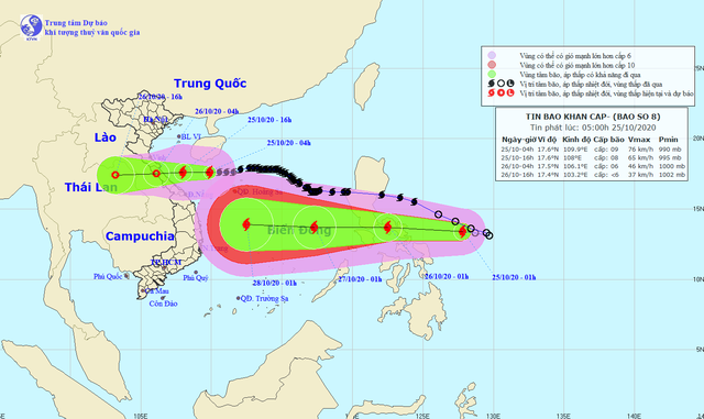 Bão số 8 suy yếu, bão Molave đang gây dông, lốc ở vùng biển từ Quảng Trị đến Quảng Ngãi - Ảnh 2.