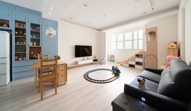 Ngôi nhà 30m² được cải tạo thành không gian hạnh phúc cho vợ chồng trẻ và con gái thỏa sức vui chơi - Ảnh 10.