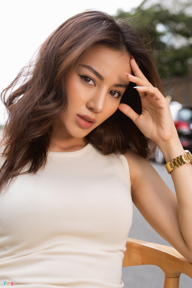 Nhan sắc ngoài đời của nữ ca sĩ được chú ý ở Rap Việt - Ảnh 8.