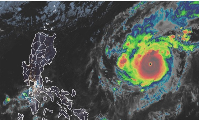 Siêu bão Goni đang vào Biển Đông, BCĐ TƯ về phòng chống thiên tai ra công điện khẩn - Ảnh 2.