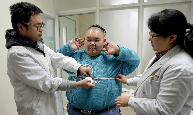 Cuộc sống của người đàn ông béo nhất Trung Quốc sau khi giảm cân - Ảnh 6.