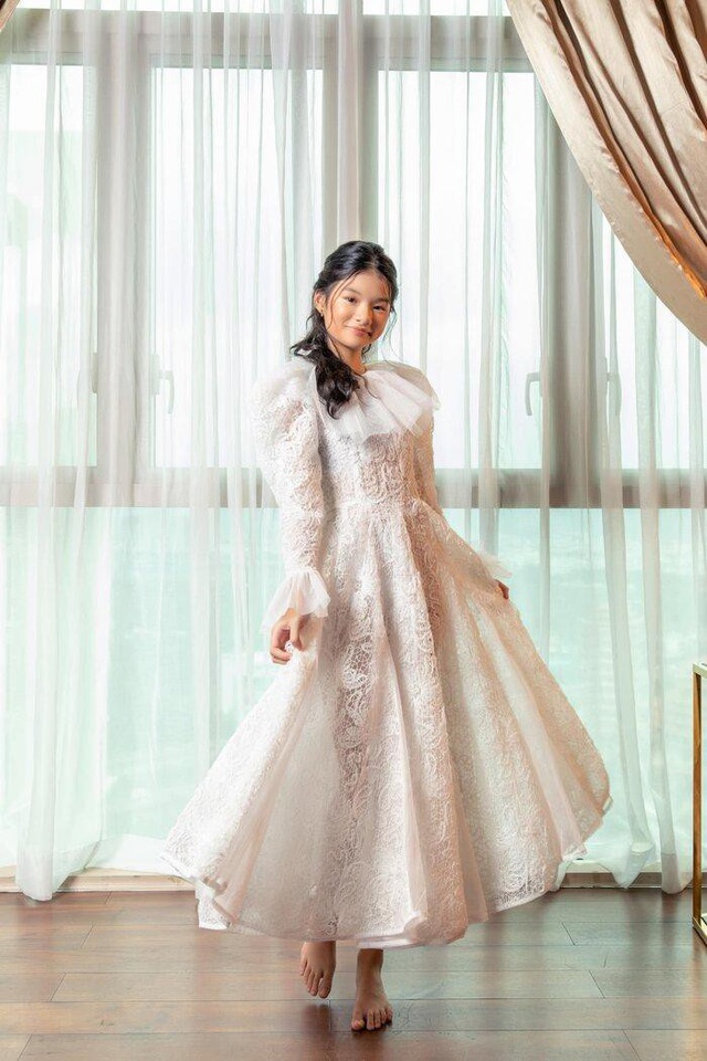Con gái Trương Ngọc Ánh lại gây sốt với bộ ảnh xinh đẹp chuẩn hoa hậu tương lai - Ảnh 9.