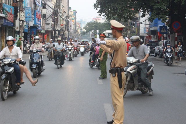 Hà Nội cấm nhiều tuyến đường phục vụ Đại hội Đảng thành phố và Công an Trung ương - Ảnh 1.