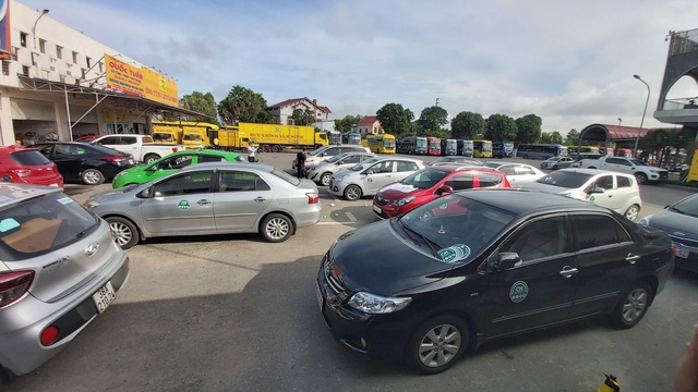 Các ứng dụng gọi xe, giao hàng công nghệ mới “đổ bộ” các tỉnh lẻ: Taxi, Shipper đến tận nhà, giao hàng tận cửa - Ảnh 2.