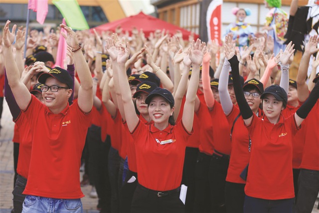 Ngày hội Việc làm Sun Group tại Phú Quốc: Hàng trăm cơ hội hấp dẫn cho người lao động - Ảnh 1.